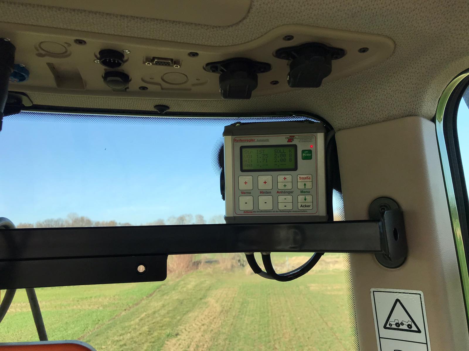 Fendt 516 Bj.22 Reifenregler Digitale Steuerung